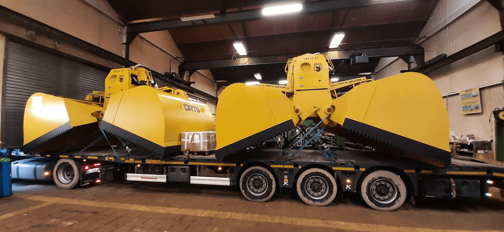 Delivery of a fully radio-controlled DHS-BC 14m³ grab for a customer in North America